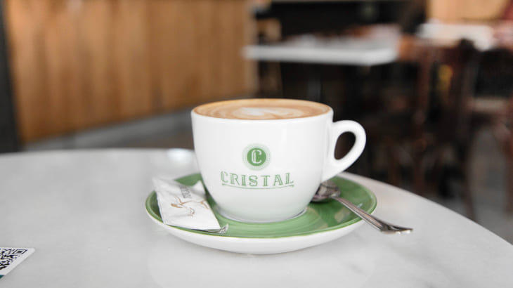 Detalle café del establecimiento emblemático Bar Cristal