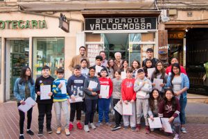 El proyecto "Comercio y escuela" de PalmaActiva acerca comercios emblemáticos de Palma al alumnado del colegio San Felipe Neri
