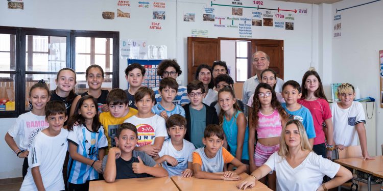 PalmaActiva acerca el comercio de proximidad a niñas y niños del CEIP Sant Jordi