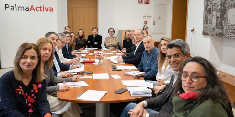 El Ajuntament de Palma, mediante la Dirección General de Comercio, mantiene el compromiso de trabajar de forma transversal con el sector comercial de Palma