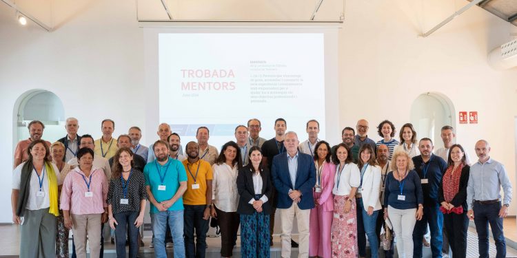 PalmaActiva acull una jornada amb una trentena de mentors