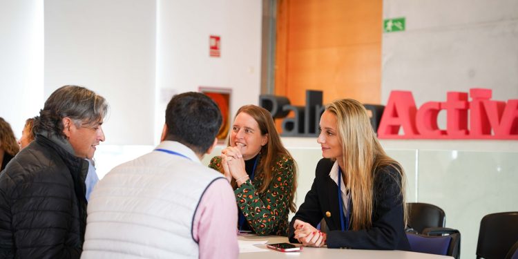 Más de cincuenta emprendedores y autónomos asisten al “speed networking” de PalmaActiva