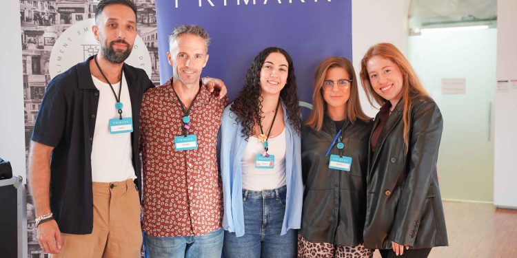 Un centenar de personas participan en las entrevistas de trabajo para Primark en una nueva jornada de selección de PalmaActiva